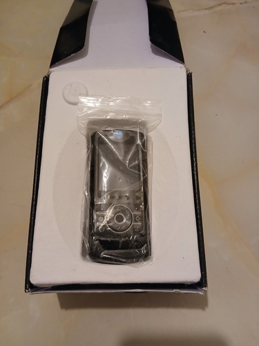 New vintage motorola motorizr - new,