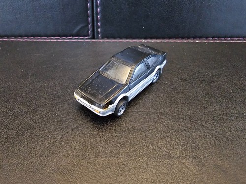 Black silver toyota corolla - black/silver,