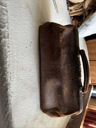 Vintage gladstone leather - gladstone,