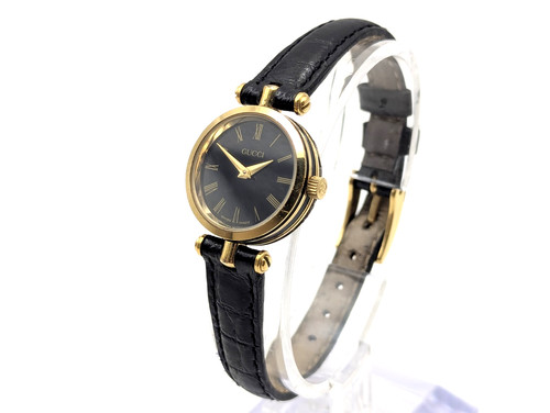 Gucci 2200l vintage ladies - gucci,
