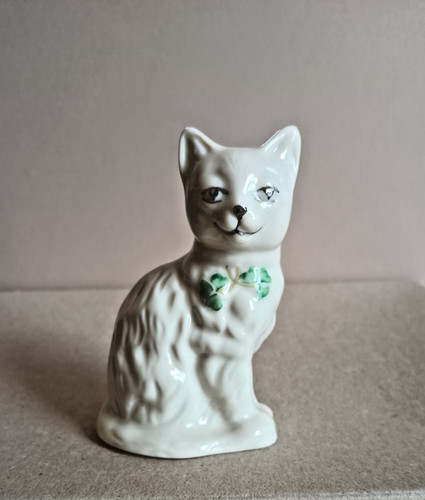 Belleek irish porcelain seated - belleek,