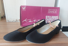 BNIB KATZ BLACK LOW HEEL SYLLABUS CHARACTER BALLET SHOES. SIZE 7.5
