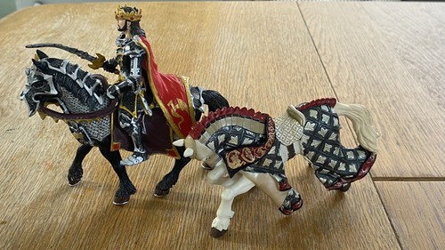Schleich knight and horses