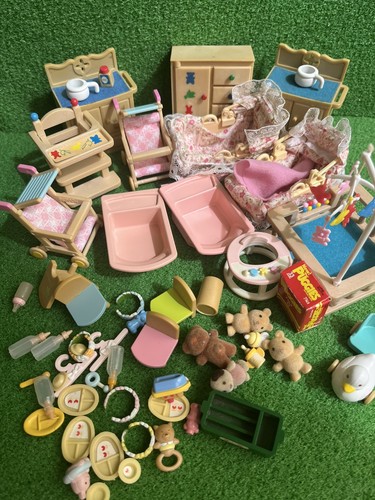 Sylvanian families nursery - families,