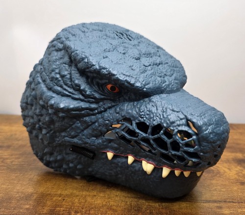 Legendary godzilla titan - legendary, roar