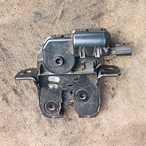 Renault clio mk4 boot lock - clio,