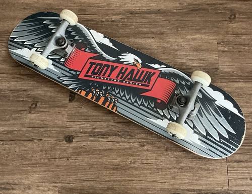 Tony hawk 180 skateboard - tony,