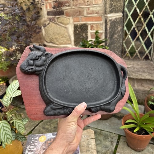 Cast iron cow shaped - cast,