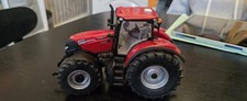BRITAINS ERTL 1/32 CASE IH 300