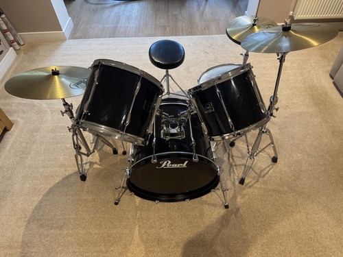 Used black 90s pearl export - black,