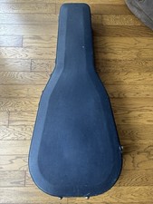 SKB acoustic guitar hard shell