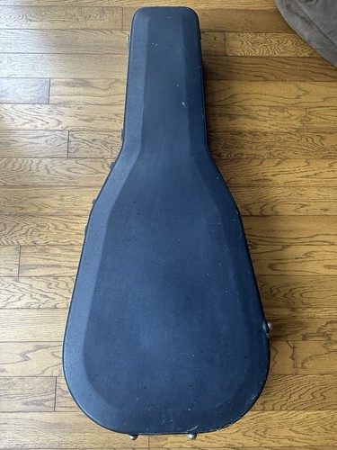 Skb acoustic guitar hard - acoustic,