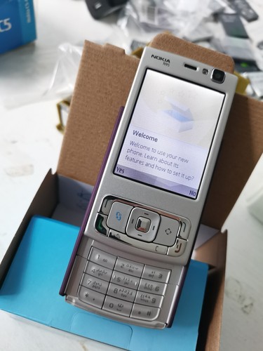 Pristine condition nokia n95 - pristine,