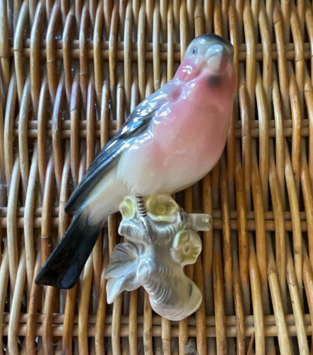 Bullfinch ceramic wall plaque