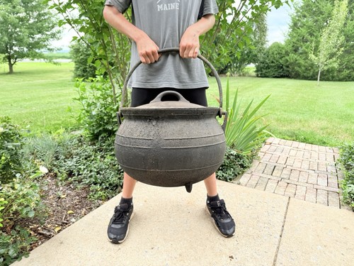 Antique cast iron bean pot - antique,