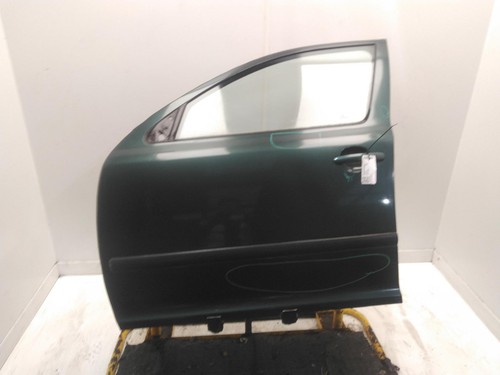 Skoda octavia front - front, n/s