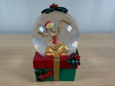 Disney Tinker Bell 2006 Christmas Snow Globe Small Festive Collectible