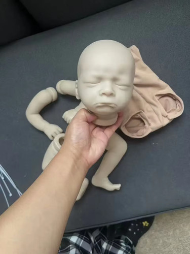 Milan reborn doll kit - milan,