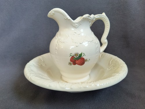 Vintage arnels porcelain - vintage,