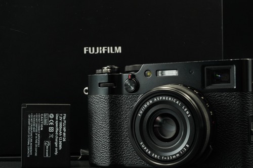 Fujifilm fuji x100v compact - fuji,