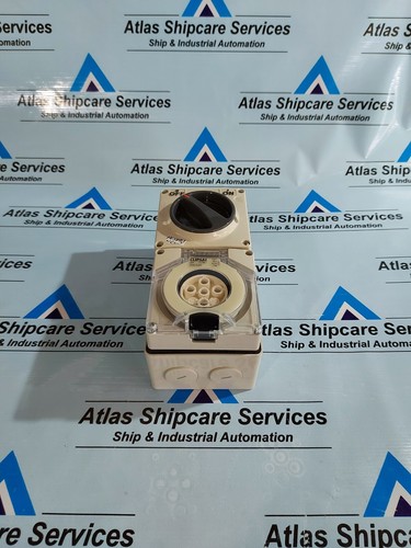 Clipsal 56c520 switched - switched, socket