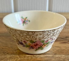 Hollinshead & Kirkham Tunstall H&K Old English Needlepoint Sugar Bowl c1930s