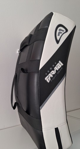Farabi kick shield curved - kick,