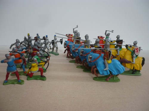 Britains herald knights - britains,