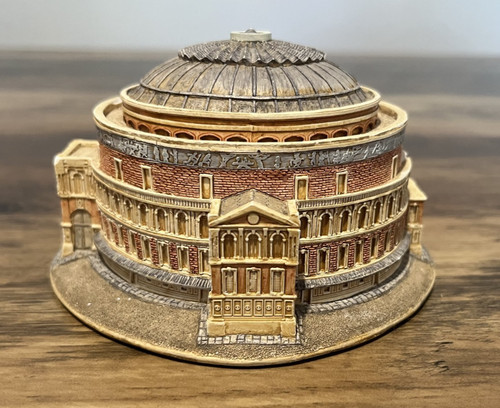 Lilliput lane royal albert - lane,