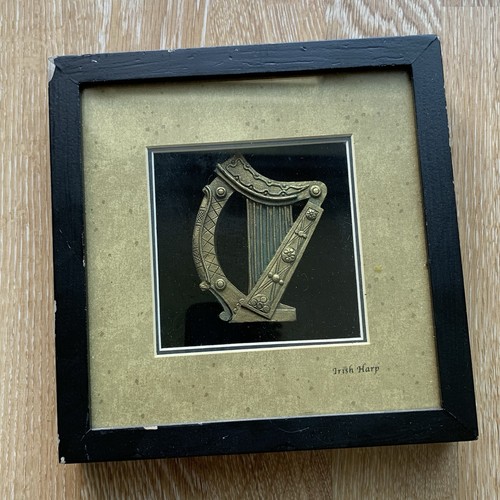 Celtic shadows the irish harp - the,