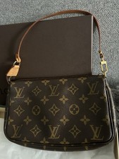 Louis Vuitton Pochette