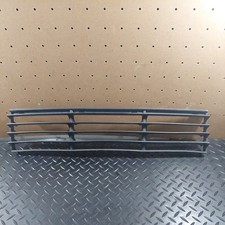 Volkswagen Passat B5.5 Front Bumper Lower Centre Grille 3B0853677F