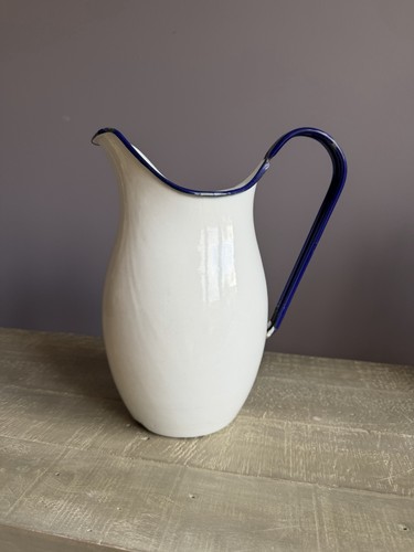 Antique white - antique,