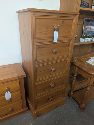 Solid pine chest - chest, of