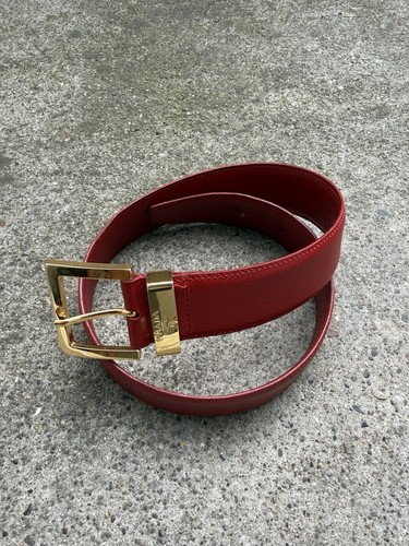 Prada milano red saffiano - milano,