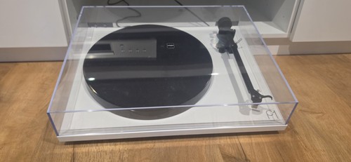 Rega planar turntable - rega, 1