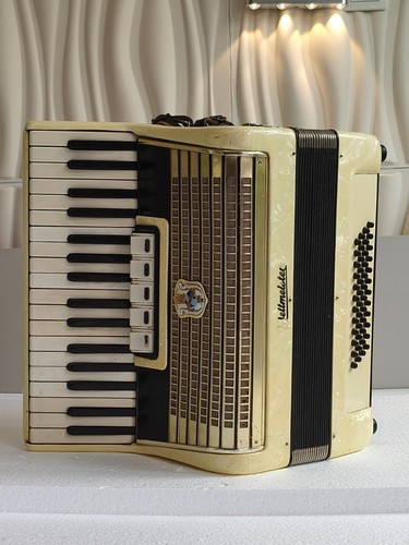 Piano accordion akkordeon - piano,