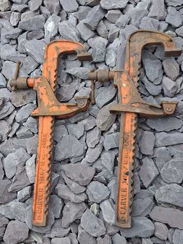 Pair carver clamps t186 - of,