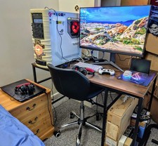 LG ULTRAGEAR ,32INCH 4K UHD 144HZ GAMING MONITOR