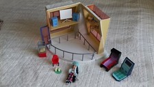 Rare Lil Bratz Sno Fun Ski Lodge Includes Lil Bratz Nazalia & Ice Rink