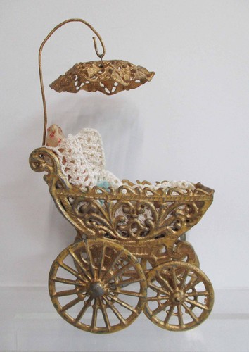 Vintage small doll - small, accessory