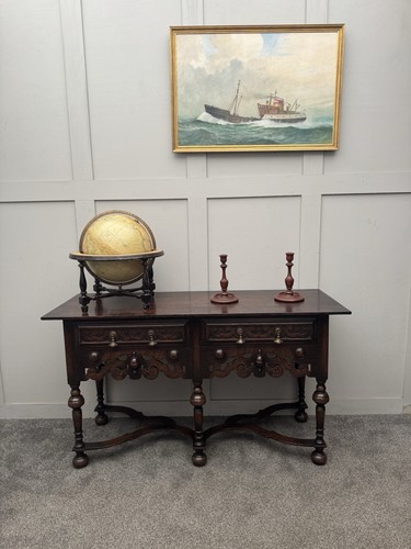 Stunning antique solid oak - stunning,