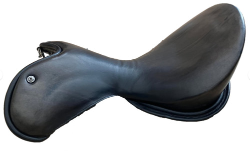 Size wow saddle seat - 17",