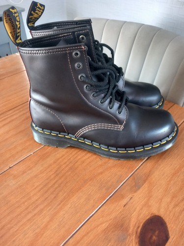 Martens boots size - dr, 6