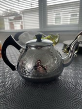 VINTAGE 1950’s SWAN BRAND THE CARLTON 6 CUPS TEAPOT silver colour ornate