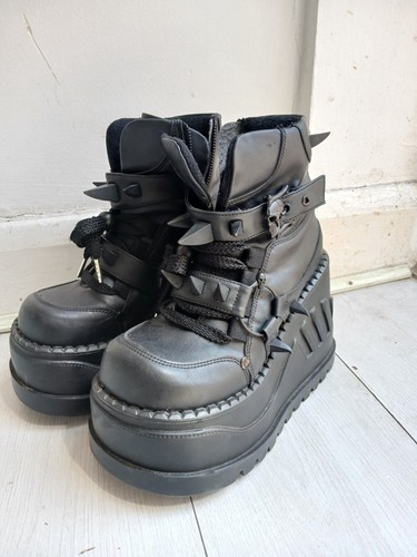 Demonias stomp boots in - boots,