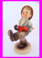 Hummel Goebel Figurine HAPPY