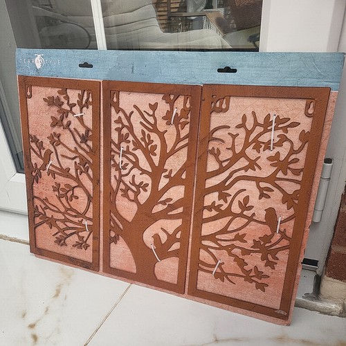 Metal small wall art tree - 3,