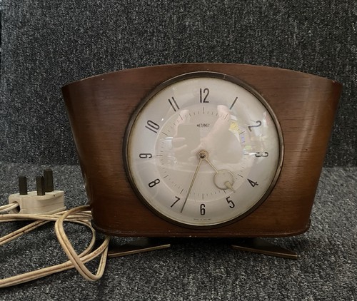 Vintage metamec mantle clock - metamec,