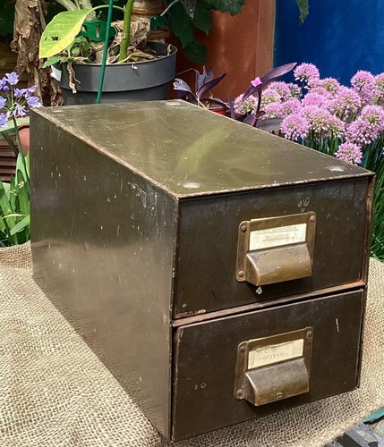 Vintage 1940s desktop stacking - 1940s,